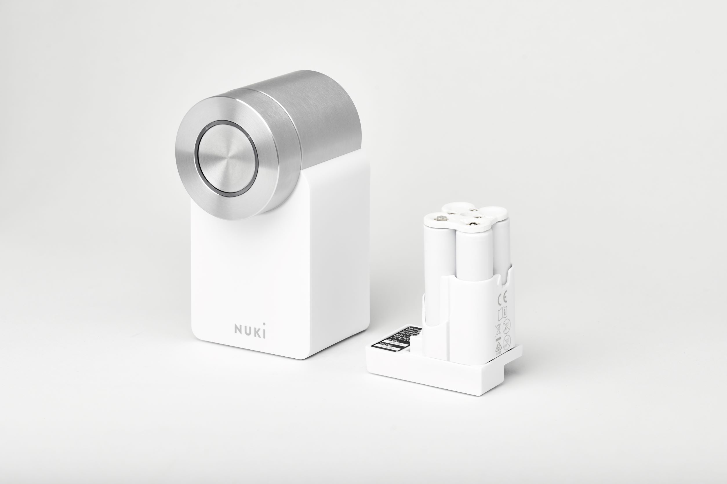 Das Smart Lock und das etwas kleinere Power Pack